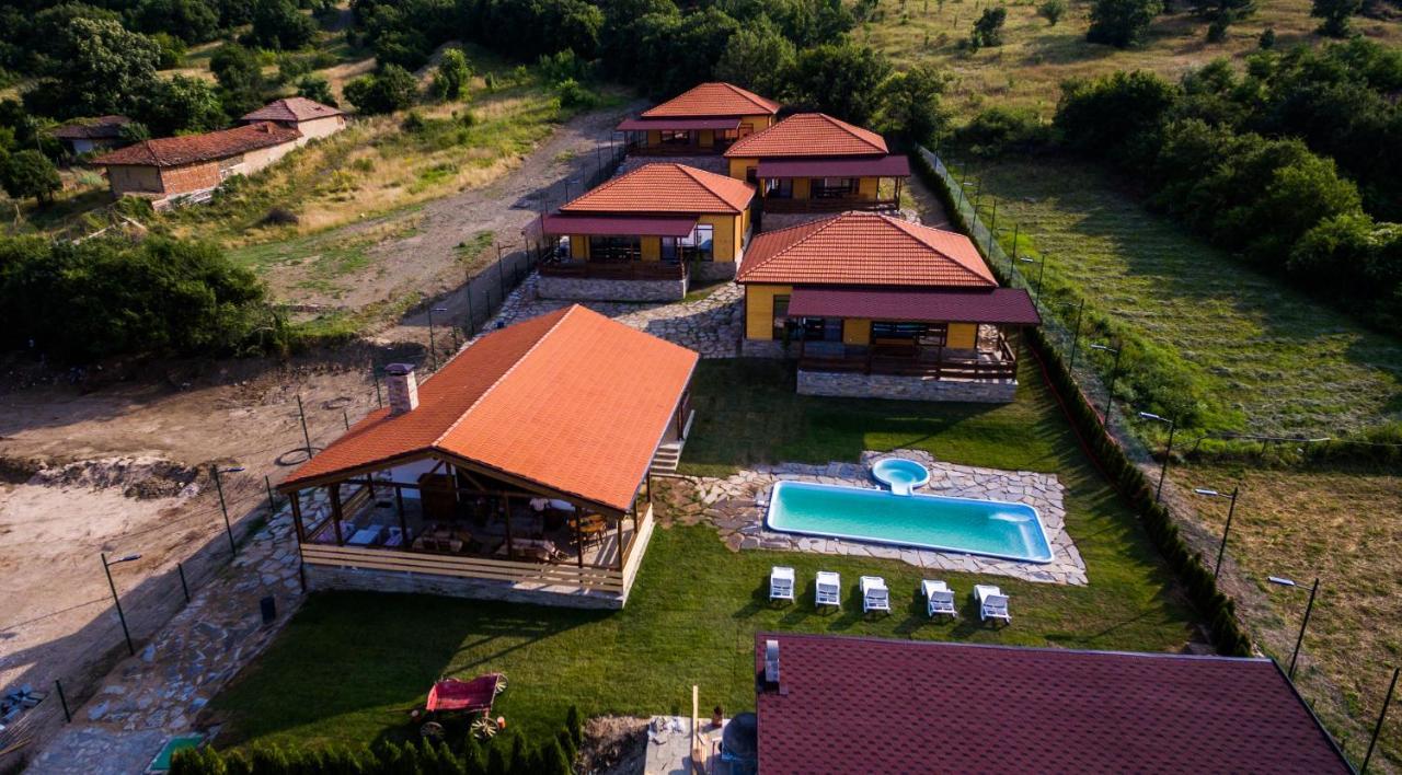 Етно Комплекс "Поп Грую Бански" Banya (Pazardzhik) Exterior foto
